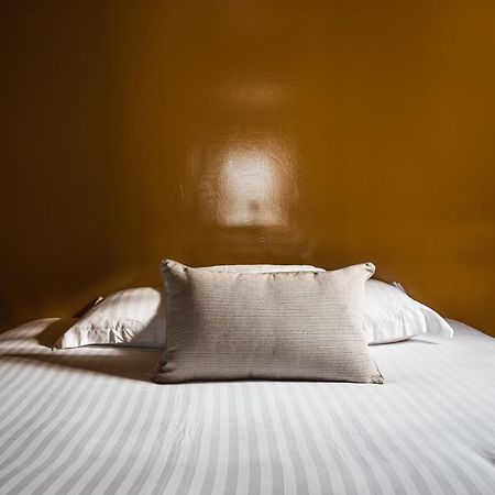 Pieux Bed & Breakfast Montreuil  Eksteriør bilde